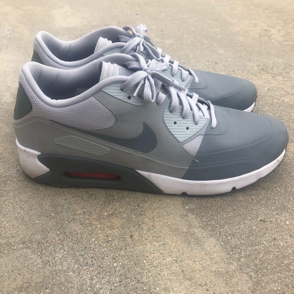 Mens NIKE Air Max athletic shoes
